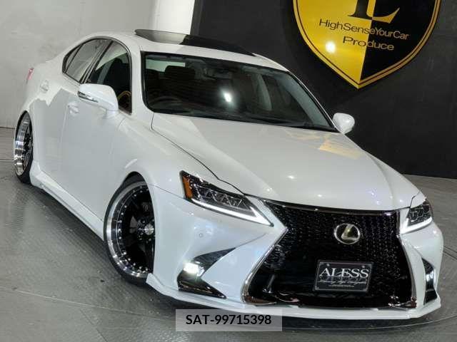 Lexus IS 2009-07 354268-1