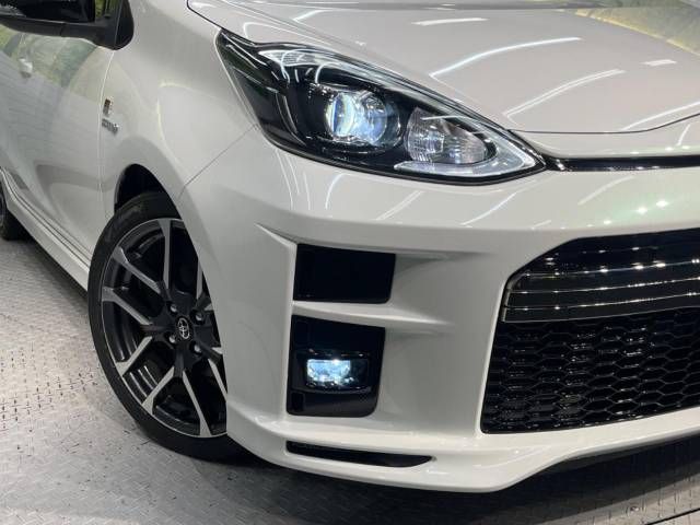 Toyota AQUA 2018-03 193819-12