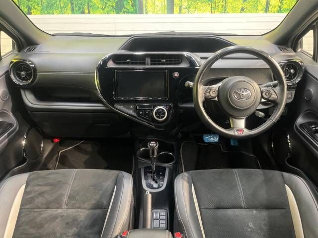 Toyota AQUA 2018-03 193819-1