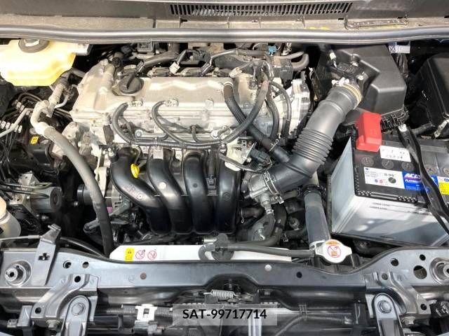 Toyota VOXY 2018-11 205565-19