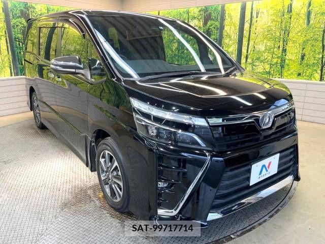 Toyota VOXY 2018-11 205565-17
