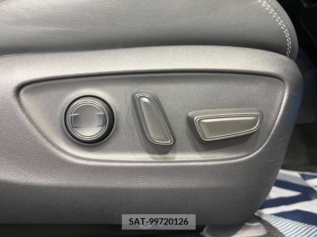 Toyota RAV4 2020-02 282755-7