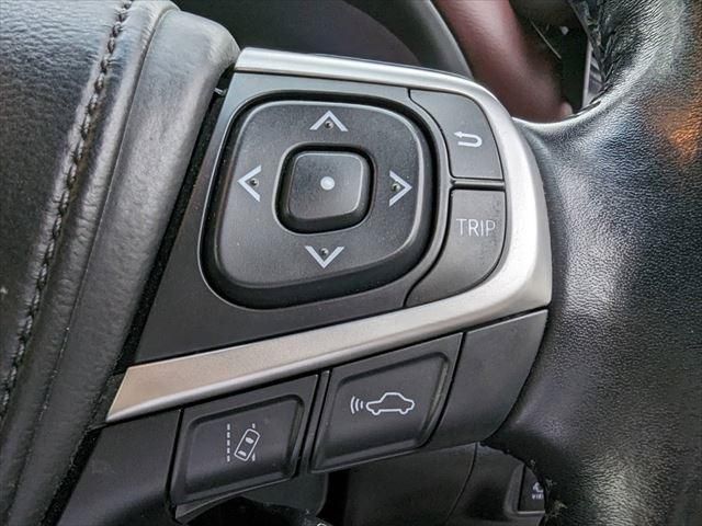Toyota HARRIER 2014-10 20637-25