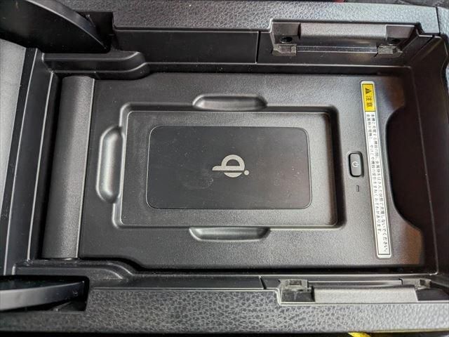 Toyota HARRIER 2014-10 20637-28