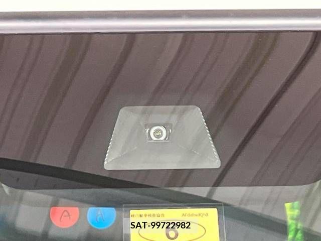 Honda N BOX CUSTOM 2021-05 279273-3