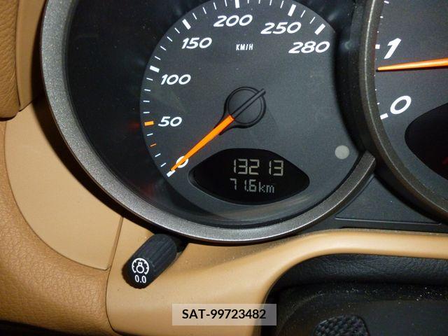 Porsche BOXSTER 2012-06 203143-25