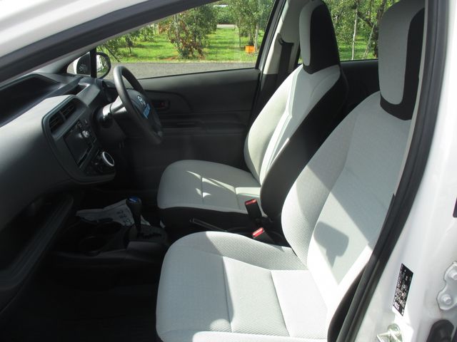 Toyota AQUA 2018-05 21195-12