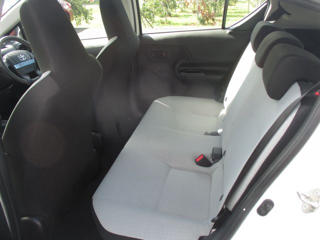 Toyota AQUA 2018-05 21195-13