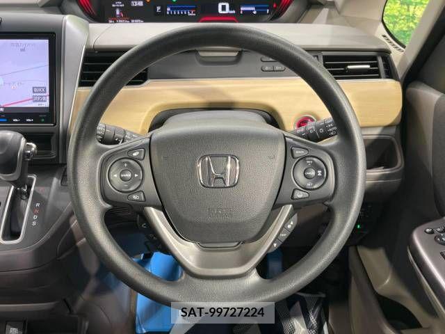 Honda FREED 2017-10 302909-12