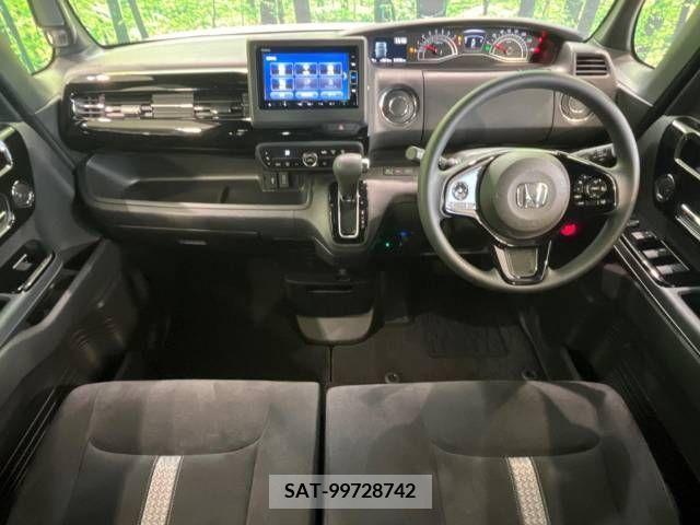 Honda N BOX CUSTOM 2021-04 380450-1