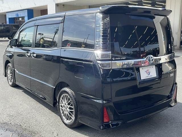 Toyota VOXY HYBRID 2018-06 189084-14