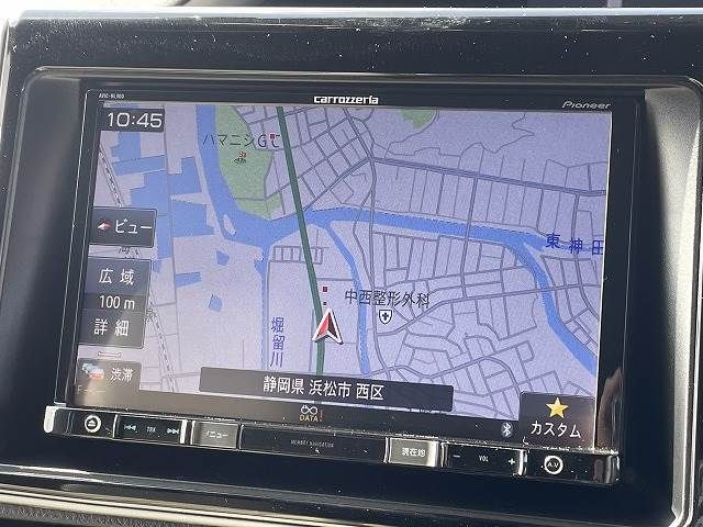 Toyota VOXY HYBRID 2018-06 189084-2
