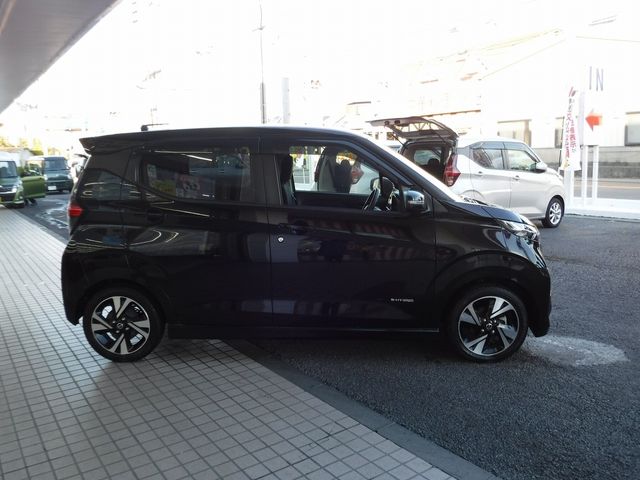 Nissan DAYZ 2019-10 17639-3