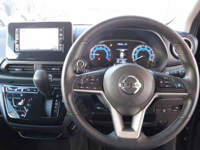 Nissan DAYZ 2019-10 17639-9