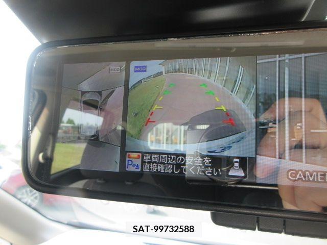 Nissan NOTE 2018-03 302428-13