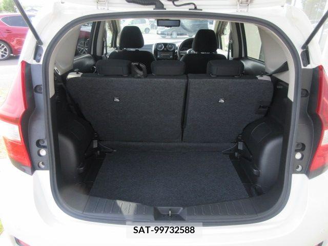 Nissan NOTE 2018-03 302428-8