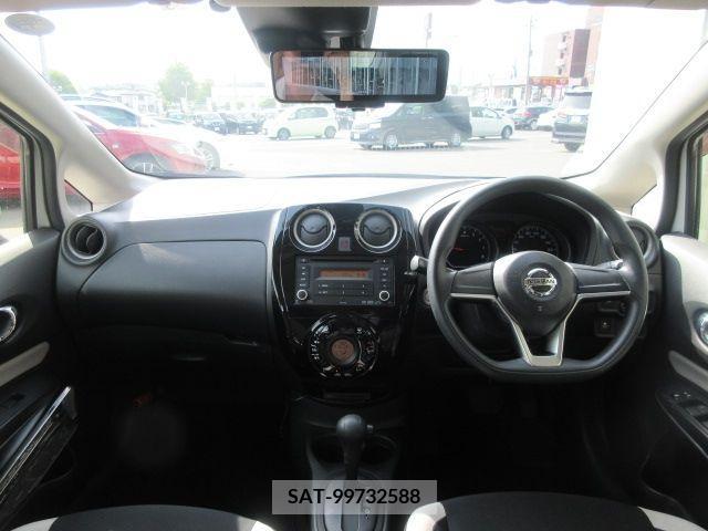 Nissan NOTE 2018-03 302428-6