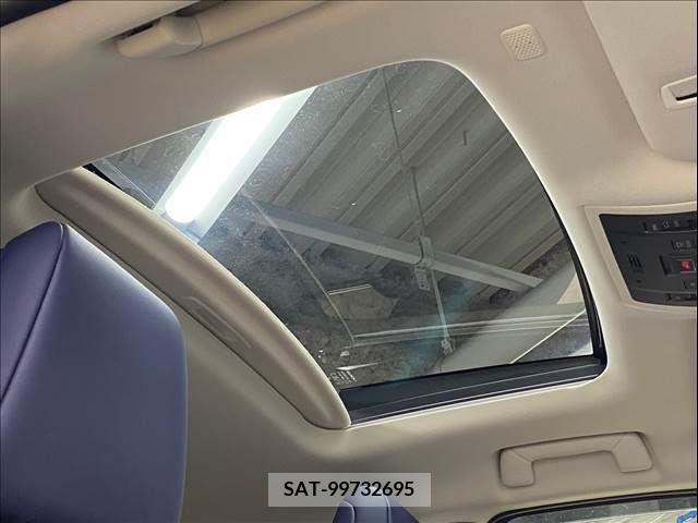 Lexus UX 2019-11 313532-6