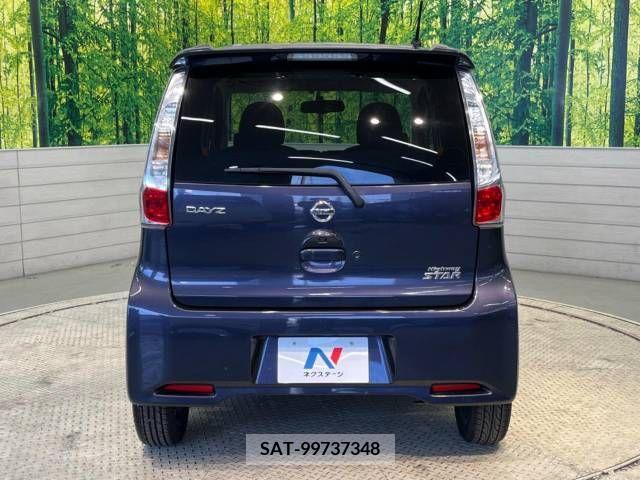 Nissan DAYZ 2013-12 323268-15