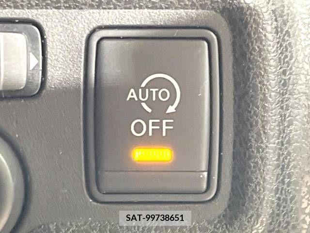 Nissan NOTE 2013-04 392976-6