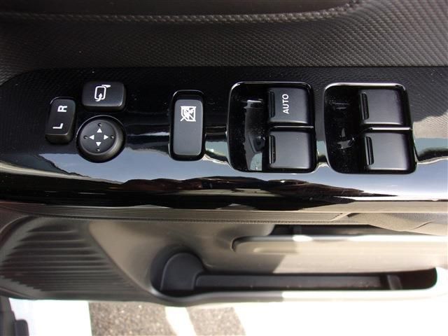 Suzuki SPACIA 2022-02 3299-25