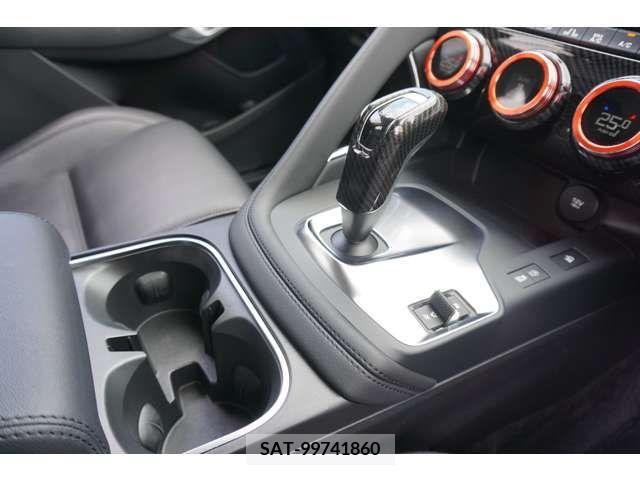 Jaguar E-PACE 2020-01 204754-8