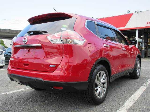 Nissan X-TRAIL 2017-05 6850-2