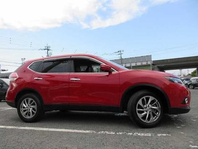 Nissan X-TRAIL 2017-05 6850-13