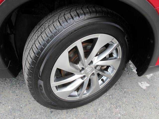 Nissan X-TRAIL 2017-05 6850-12