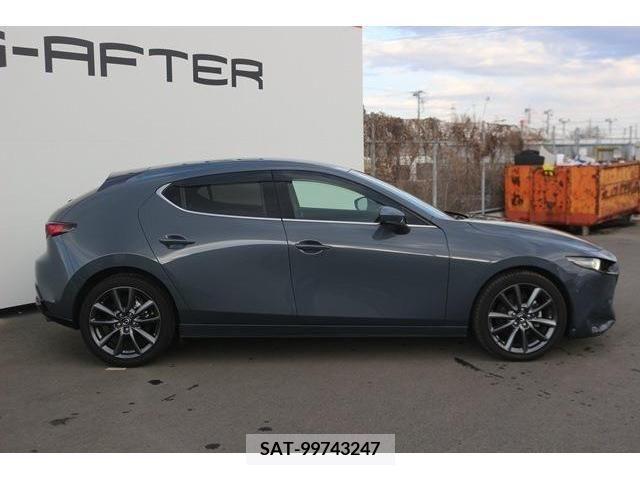 Mazda MAZDA3 2021-01 209476-6
