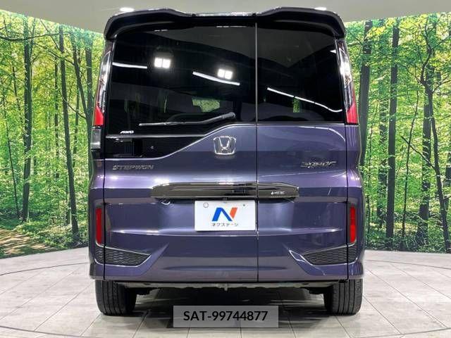 Honda STEP WGN 2017-05 225235-16