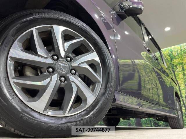 Honda STEP WGN 2017-05 225235-14