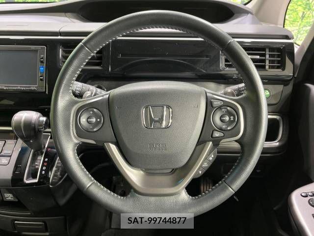 Honda STEP WGN 2017-05 225235-12