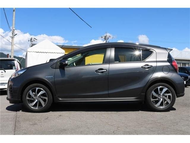 Toyota AQUA 2018-03 21703-24