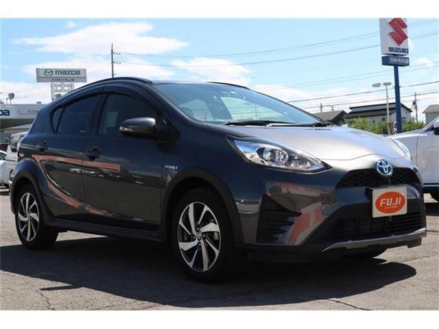 Toyota AQUA 2018-03 21703-2