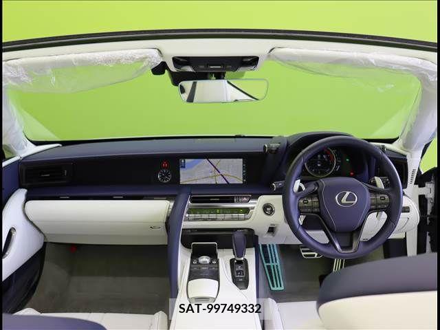 Lexus LC 2022-01 275428-2