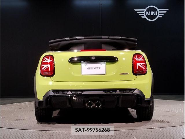 Bmw MINI 2022-11 233784-4