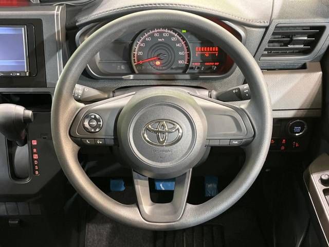 Toyota ROOMY 2023-03 27033-11