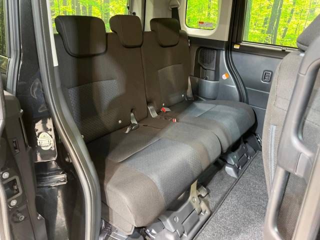 Toyota ROOMY 2023-03 27033-9