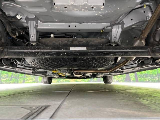 Toyota ROOMY 2023-03 27033-18