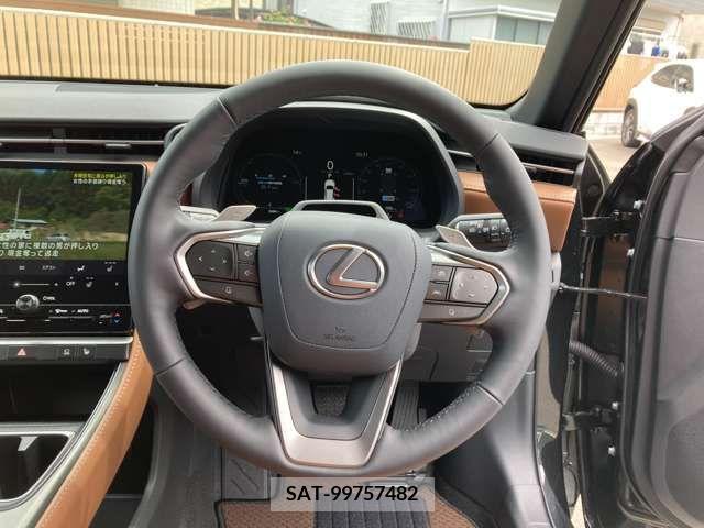 Lexus LBX 2024-03 311413-10