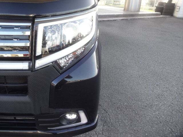 Daihatsu MOVE CUSTOM 2015-04 181367-27