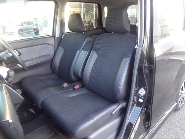 Daihatsu MOVE CUSTOM 2015-04 181367-9