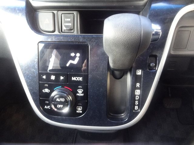Daihatsu MOVE CUSTOM 2015-04 181367-15