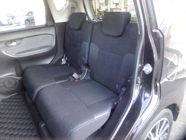 Daihatsu MOVE CUSTOM 2015-04 181367-8