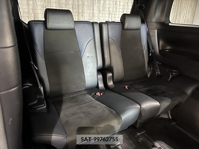 Toyota VELLFIRE 2017-02 299373-10