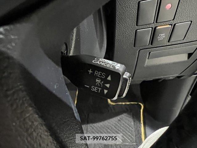 Toyota VELLFIRE 2017-02 299373-6