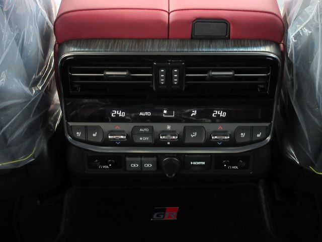 Toyota LAND CRUISER 2023-09 8870-16