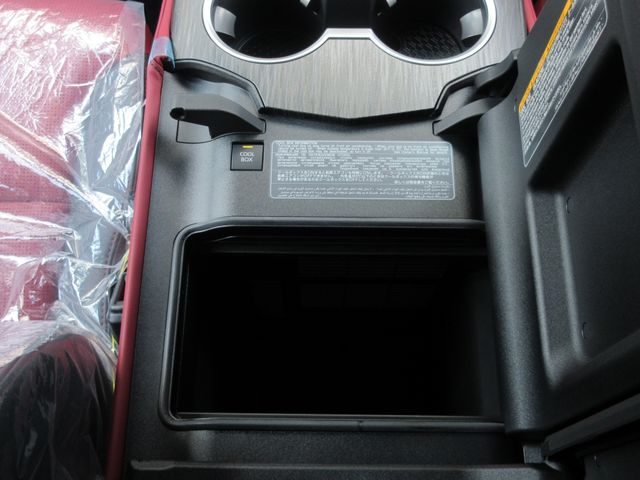 Toyota LAND CRUISER 2023-09 8870-28