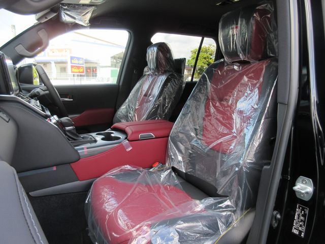 Toyota LAND CRUISER 2023-09 8870-12